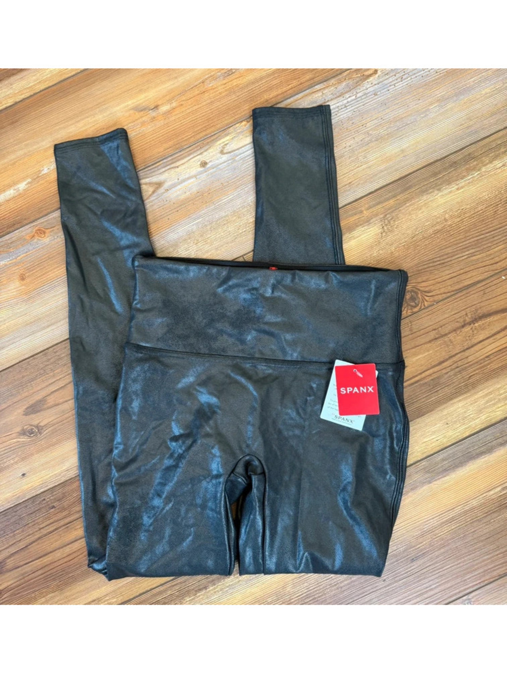 Spanx faux leather leggings size medium NWT